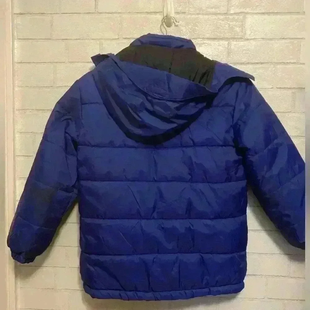 Disney Store Mickey Big Air Snowboarding Skiing Large Insulated